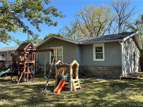 2037 Highway 52, Tuscumbia, MO 65082