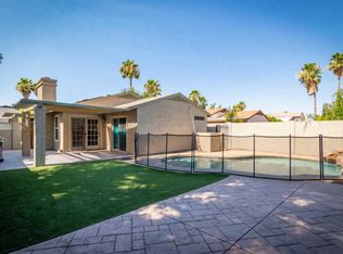 924 E Escuda Dr, Phoenix, AZ 85024