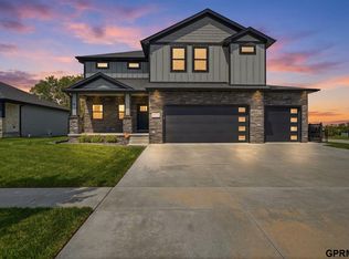1111 Terrace View Dr, Hickman, NE 68372