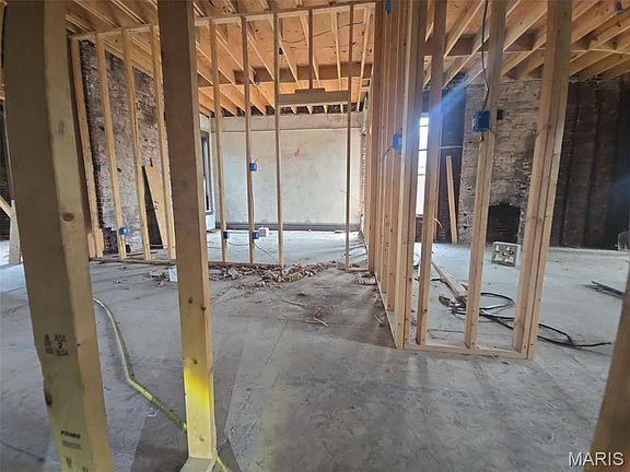 5th image of 4125 Enright Ave
