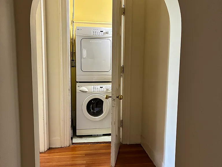 1321 Wood Ave #2 — Photo 7