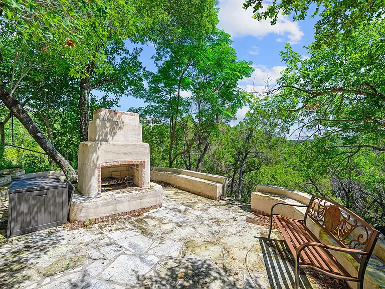 5004 Valburn Ct — Photo 36
