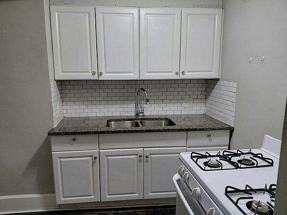 5th image of 316 N 10th St #1