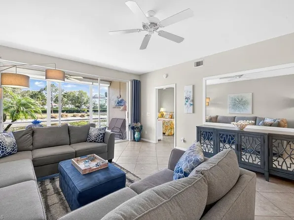 700 Saratoga CIR #B106, NAPLES, FL 34104