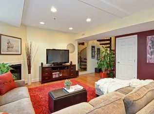 829 Washington St APT 4, Hoboken, NJ 07030