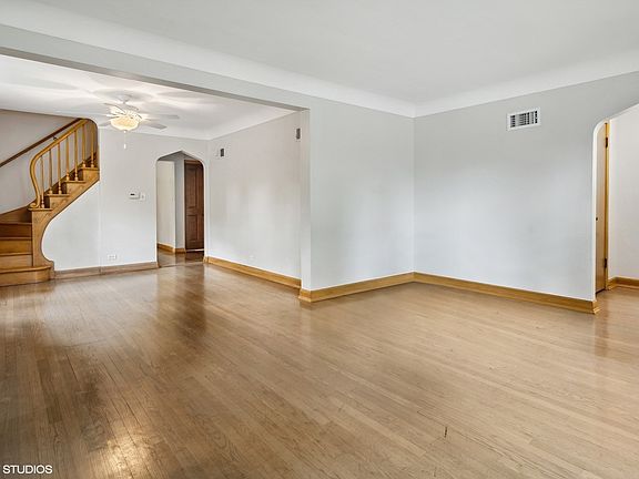 3rd image of 4959 N Kedvale Ave