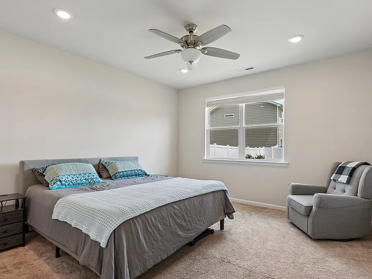 8007 Foxcroft Dr — Photo 14