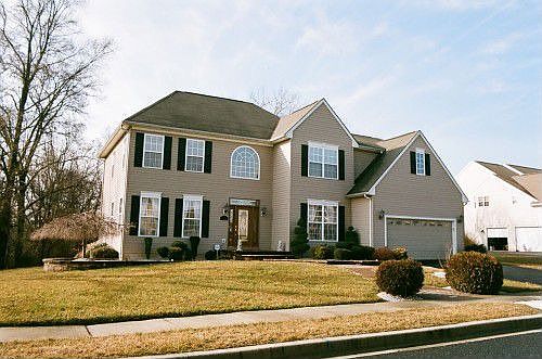 1st image of 8 Silver Lake Dr