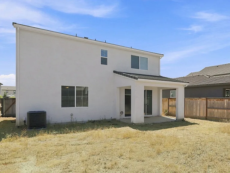 516 Silver Cloud Ct — Photo 19