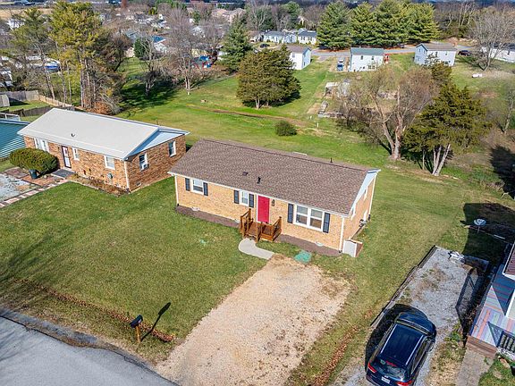 4th image of 78 Kendrick Ave