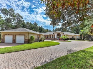 9402 Sand Pines Ct, Weeki Wachee, FL 34613