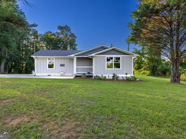 257 Kelly Farm Rd, Newnan, GA 30265