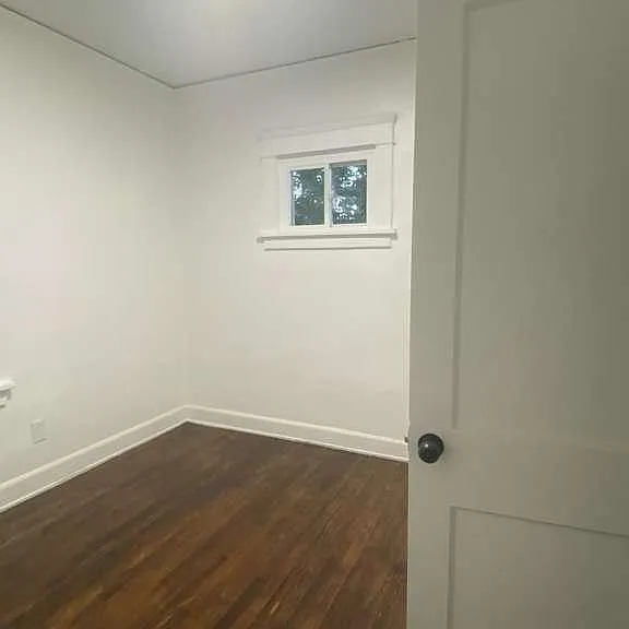 Unit Photo