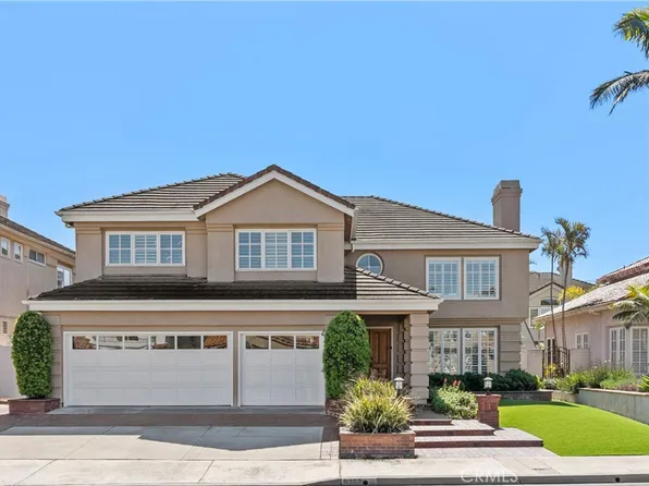 9362 Power Dr, Huntington Beach, CA 92646