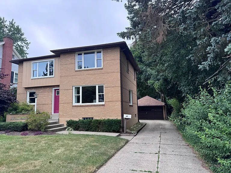 69 Berryman Dr — Photo 3