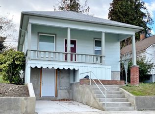 214 E 12th St, The Dalles, OR 97058