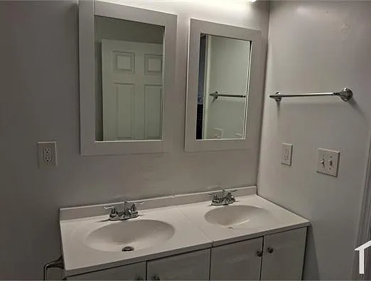 4 bed, 1500 sqft, $4,000 — Photo 4
