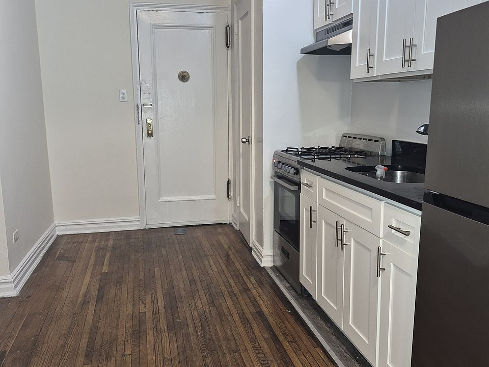 1st image of 65-41 Saunders St #K