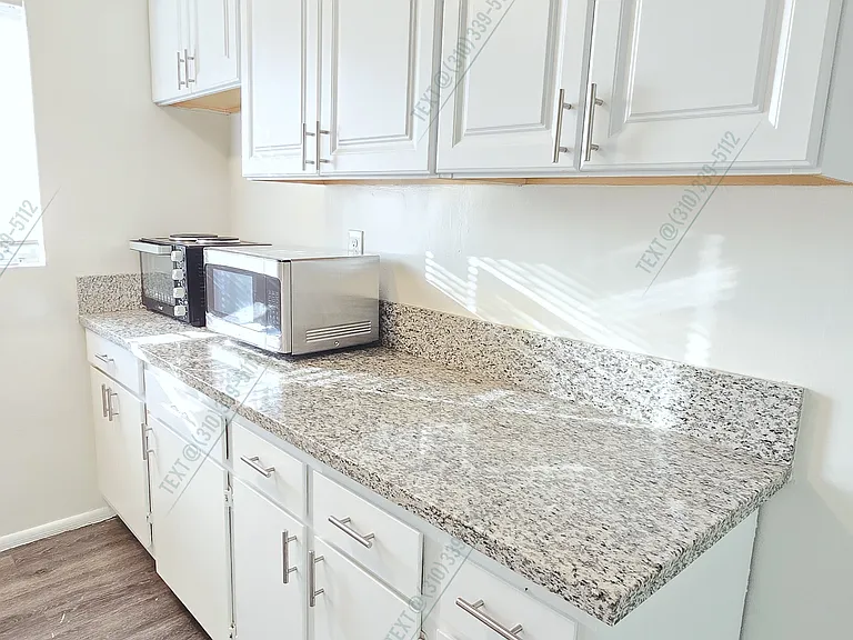 5469 Alvern Cir #1/2 — Photo 8