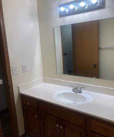 203 NE Greystone Dr #203 — Photo 9