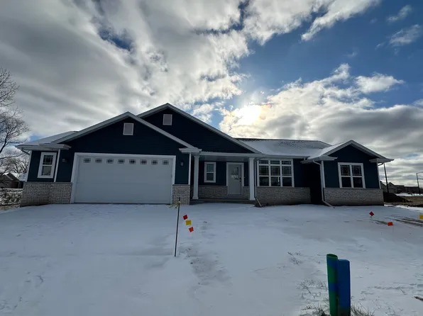 2283 E Honeygold Ct, Appleton, WI 54913