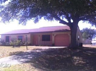 1028 Hickory Rd, Ocala, FL 34472