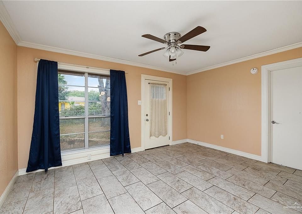 1018 W Smith St, Edinburg, TX 78541 | Zillow