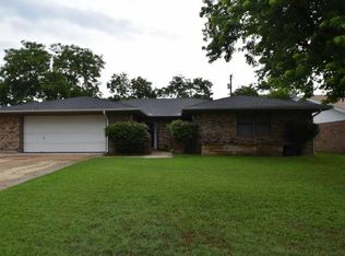 203 Sharp Dr, Stephenville, TX 76401