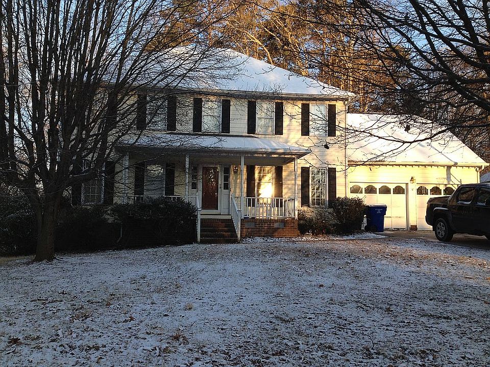 1st image of 505 Brookfield Dr