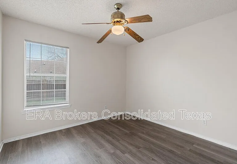 101 Ina Ct — Photo 20