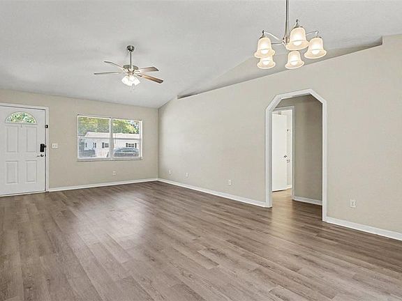 3rd image of 4620 NE 8th St