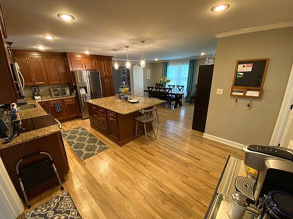 Kitchen/dining area