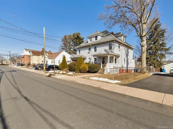 15 Foster Street, Manchester, CT 06040