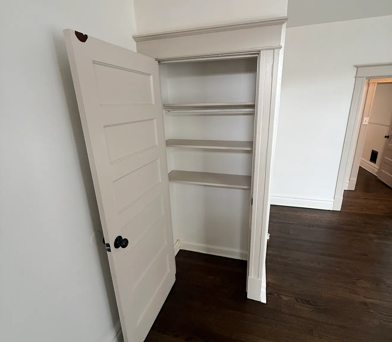 2 bed, 980 sqft, $1,200 — Photo 2
