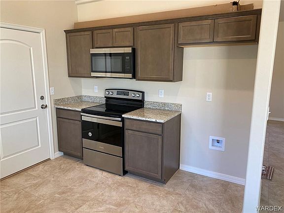 4th image of 4779 N Famoso Dr