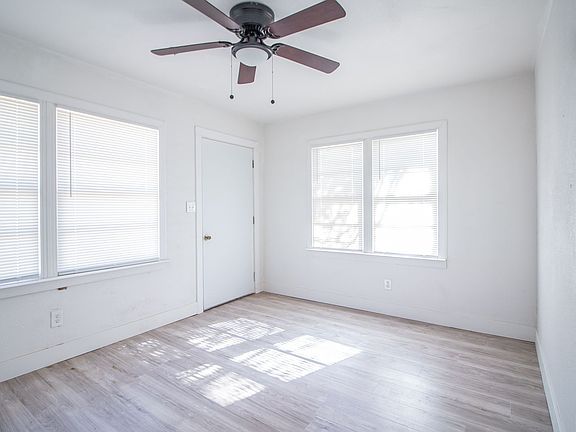 2nd image of 302 Avenue U #A