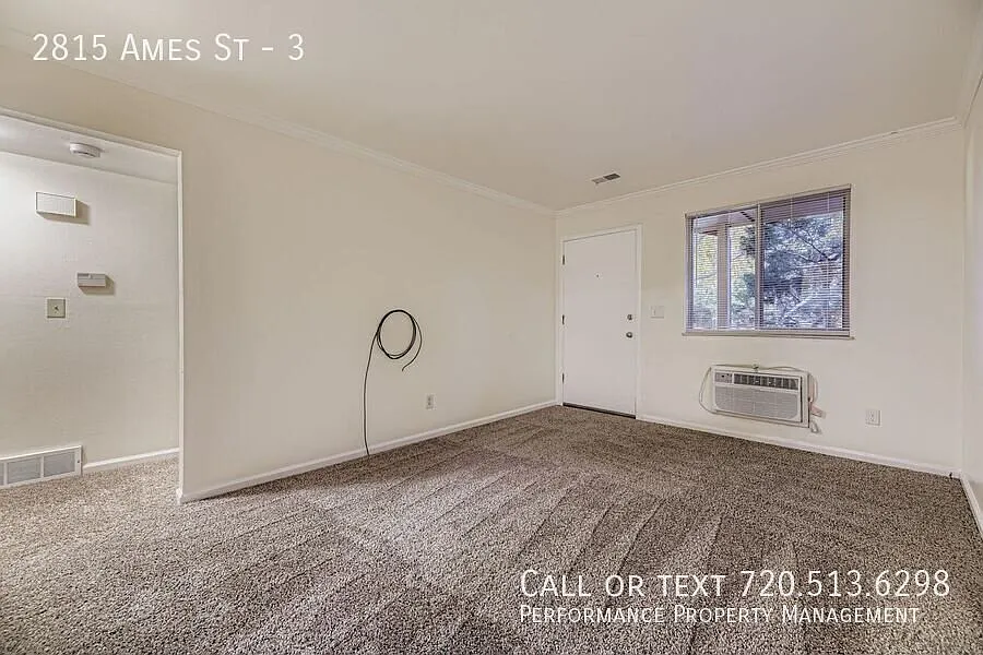 Comfortable 2-Bedroom Apartment in Wheat Ridge — Photo 3