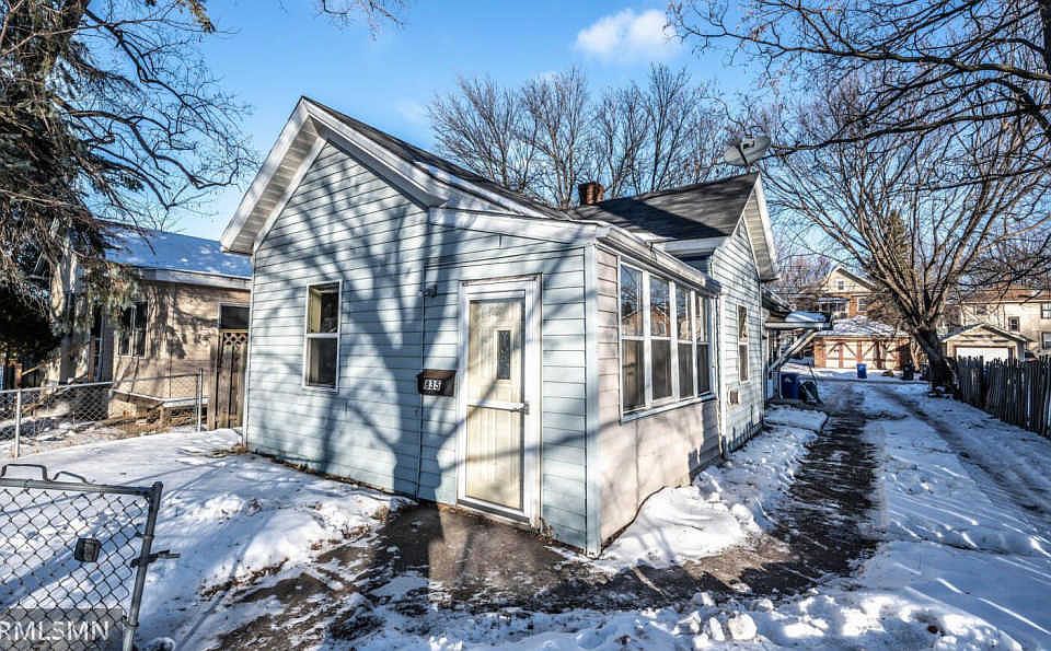 1st image of 835 Lawson Ave E