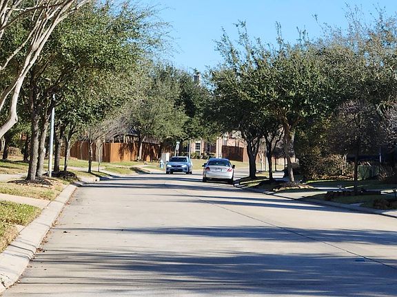 5th image of 16214 Pelican Beach Ln