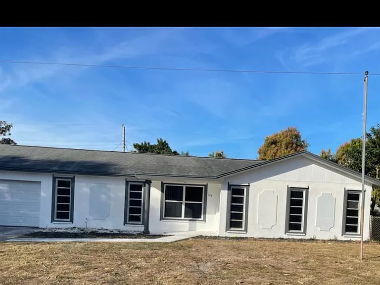 175 SE 27th Pl — Photo 16