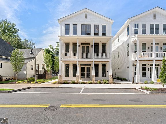4th image of 68 Linton St