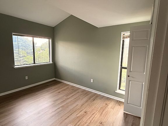2nd image of 50 S Boulder Cir APT 5033