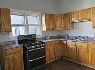 752 S Kedvale Ave APT 1, Chicago, IL 60624