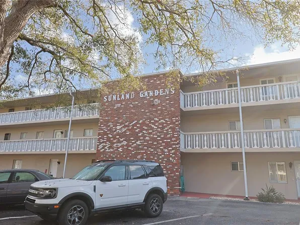 3755 S School Ave APT 34, Sarasota, FL 34239