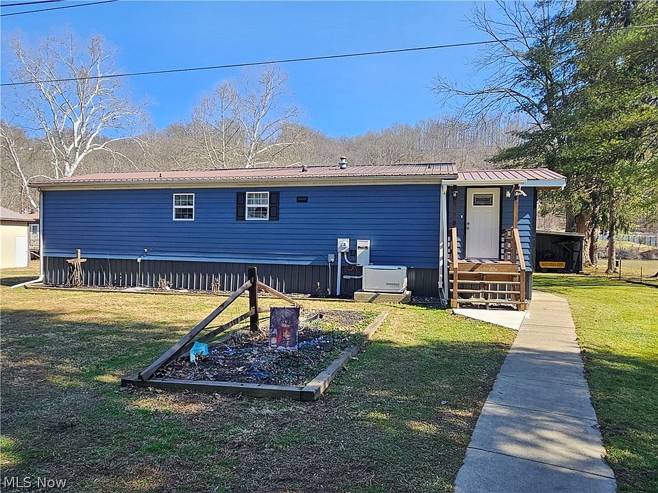 1st image of 2524 Sycamore Ln