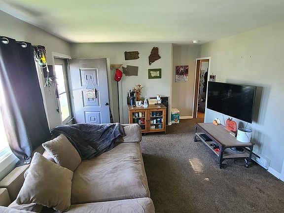 3rd image of 103 Sunset Ave