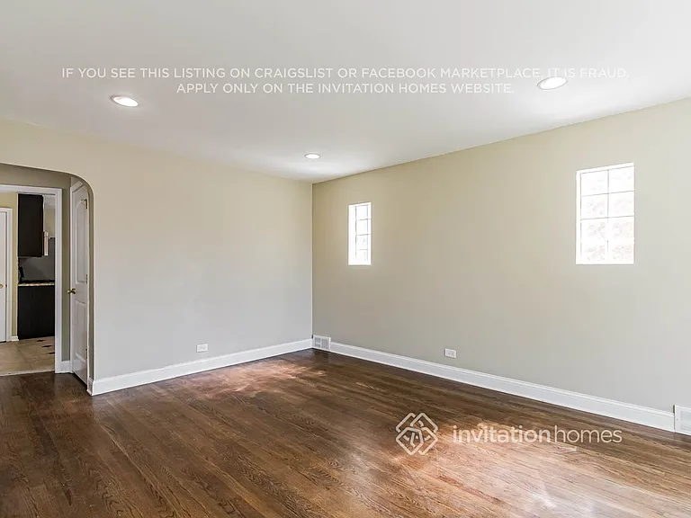 6042 W Bryn Mawr Ave — Photo 5