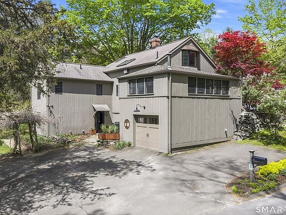 2nd image of 19 Farrell Road