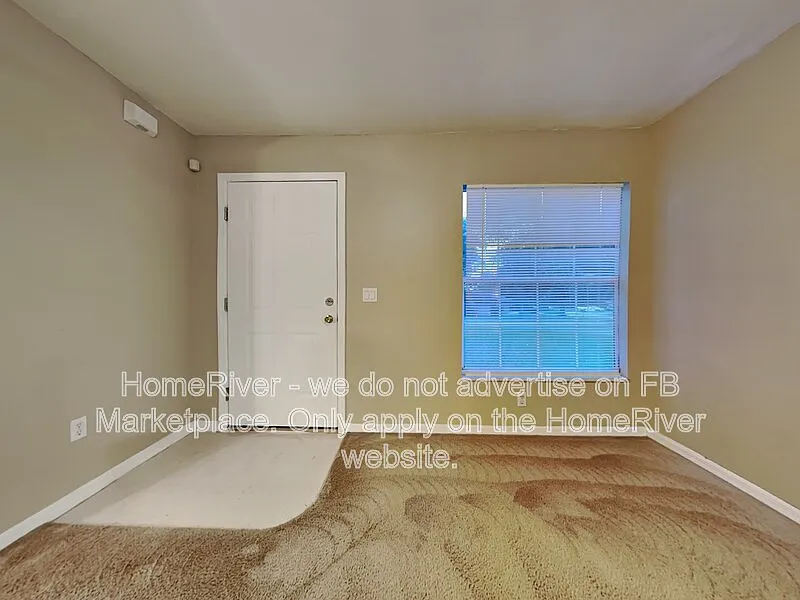 3 bed, 1.0 bath, 1000 sqft, $1,395 — Photo 2