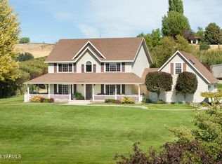 391 Pleasant Valley Rd, Yakima, WA 98908